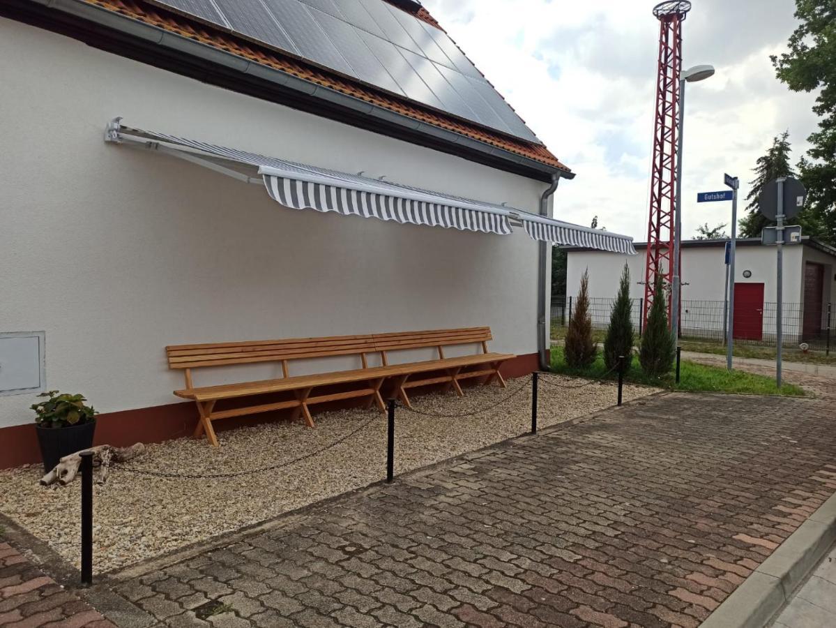 Apartament Zum-Butterstock Schkopau Zewnętrze zdjęcie